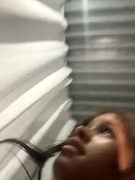 Chocklet_Bunny webcam