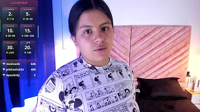 sasha_roldann webcam