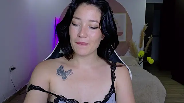Eliih_01 webcam