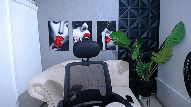 Valentinaa_mature webcam