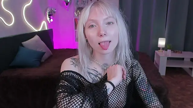 tattoo_art_baby webcam