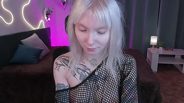 tattoo_art_baby webcam