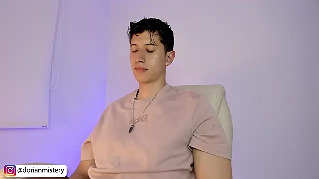 Dorianmistery2322_ webcam