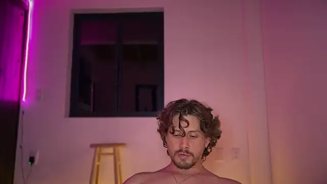 mcklister_kinky_feets live sex cam