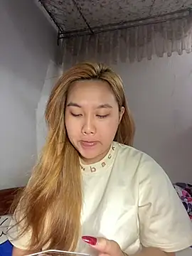 Almira6868 webcam