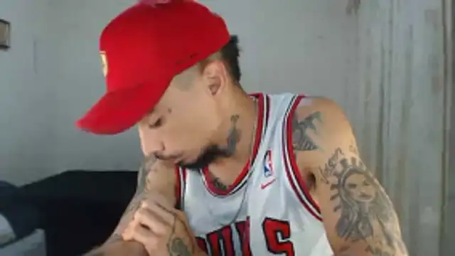 emiliano_hottt webcam