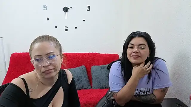lesb_milf webcam