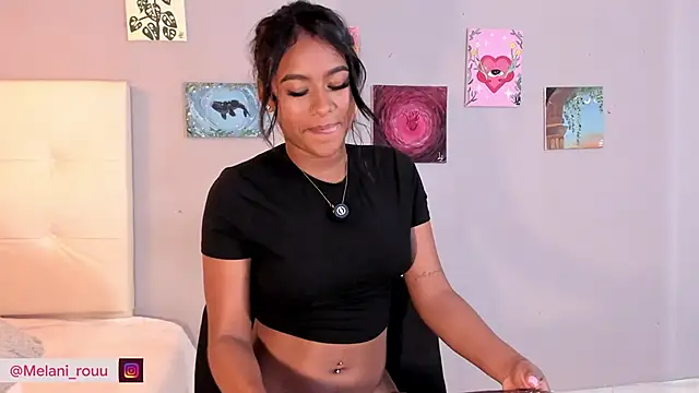 Melaniaa_Roussee webcam