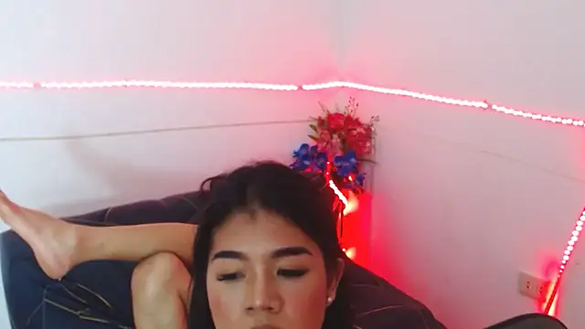 DominnantTransqueen webcam