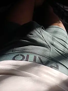 Rocky-badboy_cum4me webcam