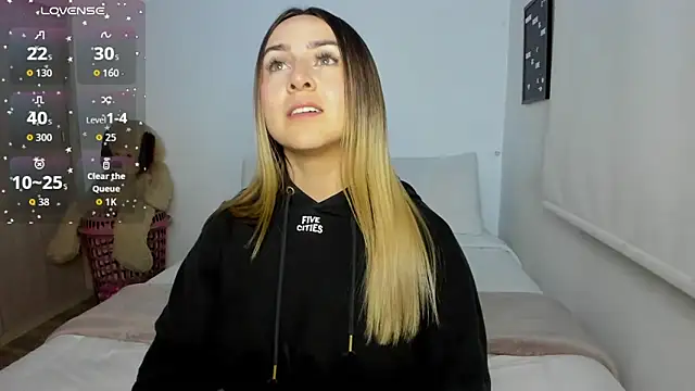 sophie_morenoo webcam