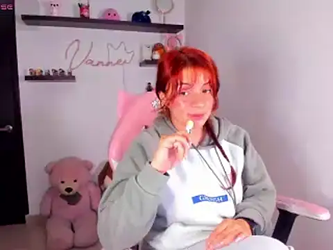 Vannessa__Shy webcam