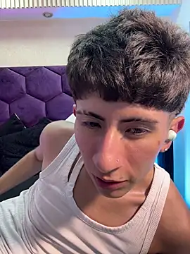 AndyJustgame_ webcam