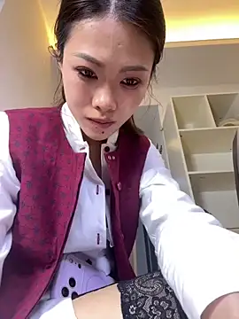 youyou-baby999 Live Webcam on Stripchat