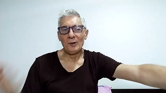 BIGUNCUTHARDCOCK webcam