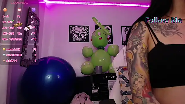 hibridaaa20 (F young) - SHOW STRIP WITH ANAL BIG DILDO