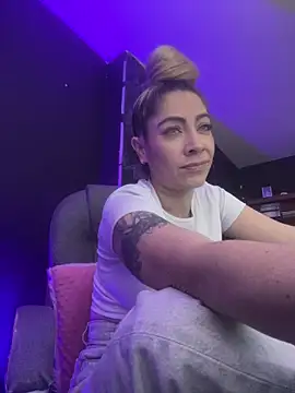 viktoria_davis_ webcam