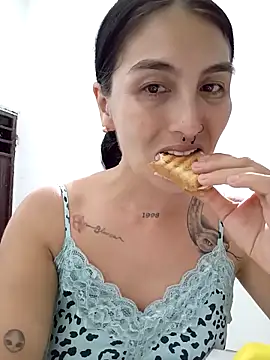 single_mother_indecent (G young) - Fingers in the ass