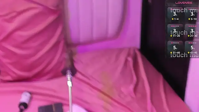 sharlotthe_bigass webcam