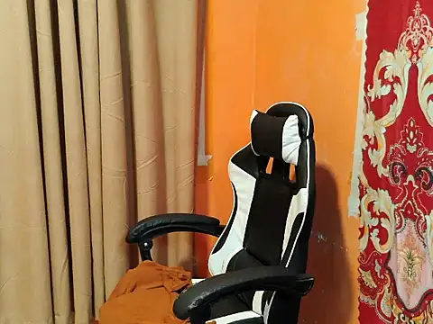 ur_asianpretty webcam