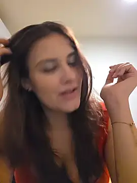 miarides19 (F teen) - Deep throat practice for 3 mins 🤤🤤