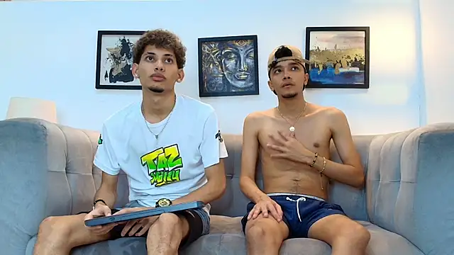 YOUNG_BOYS_HELL webcam