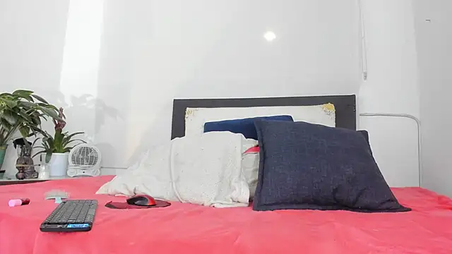 alicia_rouusel webcam