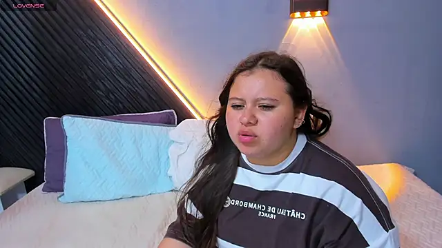 Laia_and_Aloby webcam