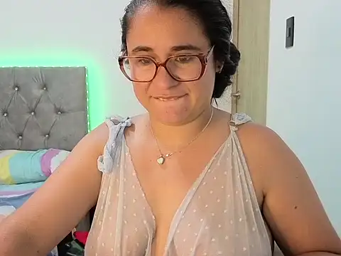 estrellajunior webcam