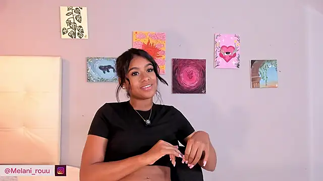 Melaniaa_Roussee webcam