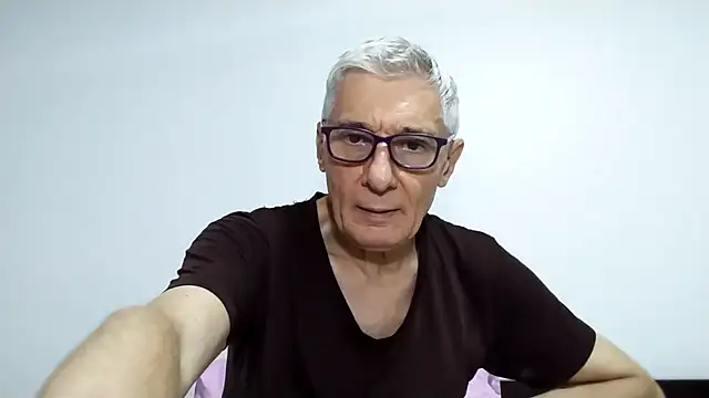 BIGUNCUTHARDCOCK webcam