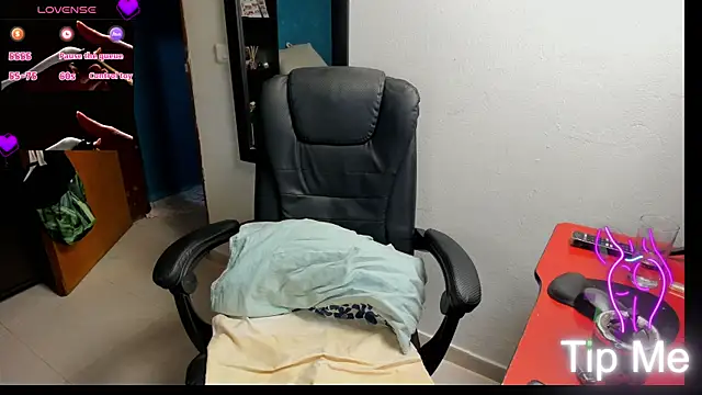 peanut_tangerine webcam