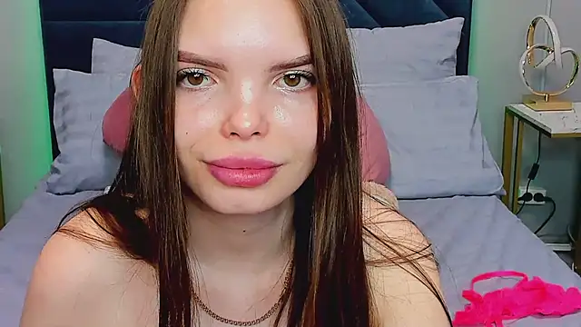 Curvy_Dynamite_ webcam