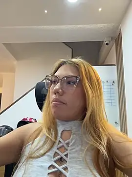 Lia_Sterling webcam