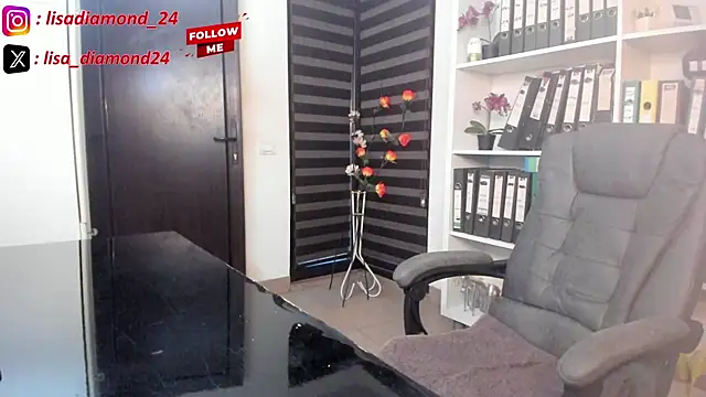 lisa2018 live sex cam