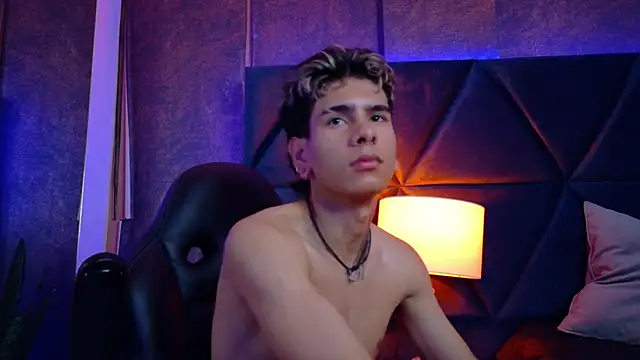 bel_sebu (M twink) - SHOW OIL 🔥💪🏻💦 FULL BODY