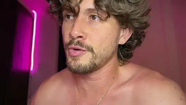 mcklister_kinky_feets