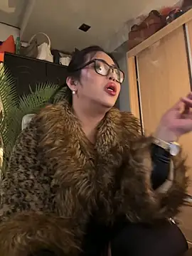 XGoodnessGracious live sex cam