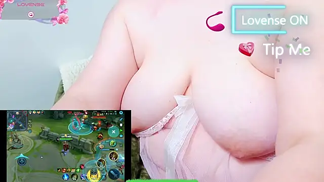 AngelwithEcup webcam