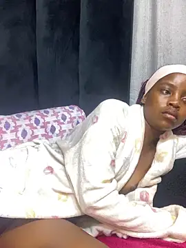 Littlebunny33 webcam