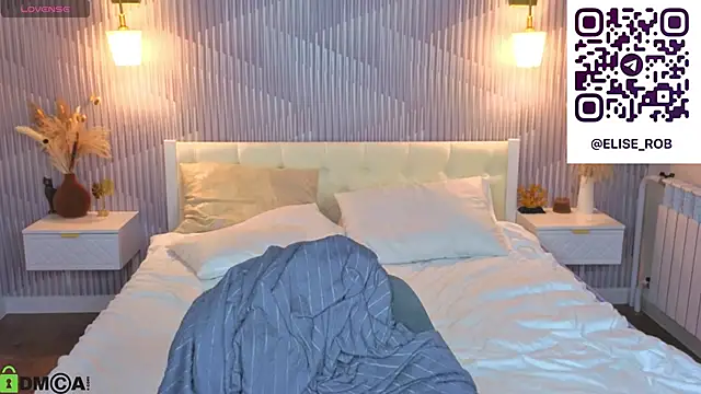 elise_robbie webcam