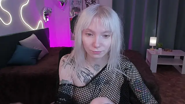 tattoo_art_baby webcam