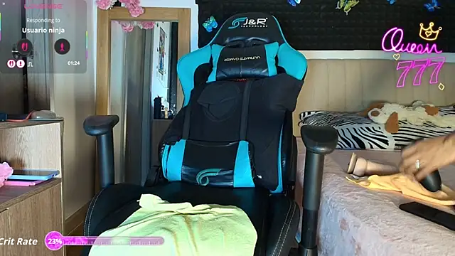 golden_goddess38 webcam