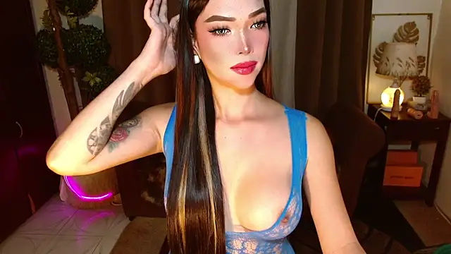 MouthWatering_Ayesha webcam