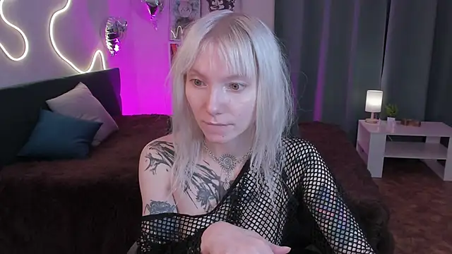 tattoo_art_baby webcam