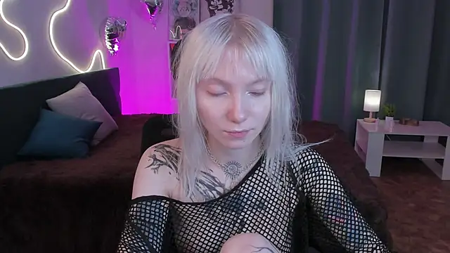 tattoo_art_baby webcam