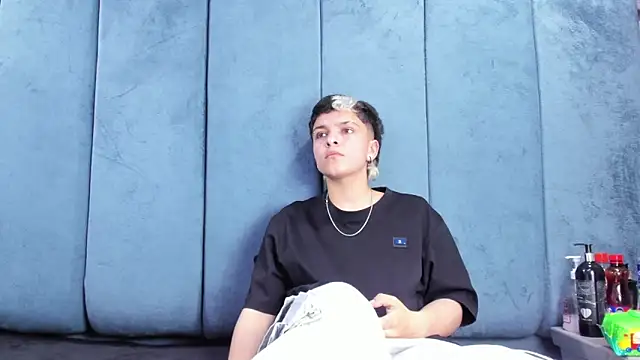 Megan_Thompson_ webcam