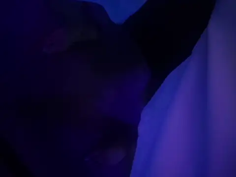 chronic_vibez webcam