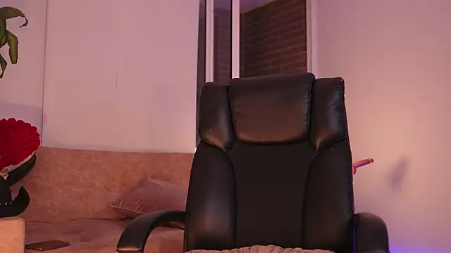 sammy_laszlow - Sammy_laszlow's free webcam - UK Sex Cams