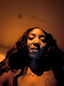 lilit_kyteler - Lilit_kyteler's free webcam - UK Sex Cams